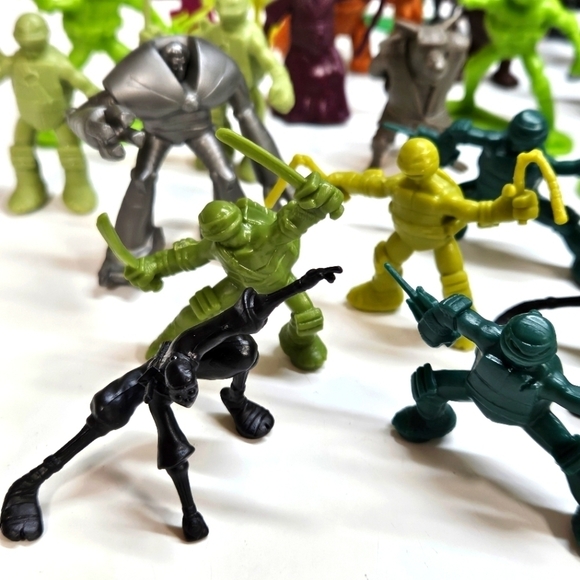 Teenage Mutant Ninja Turtles TNMT Mutant Mayhem Bucket Bank Figure Lot - Picture 4 of 8